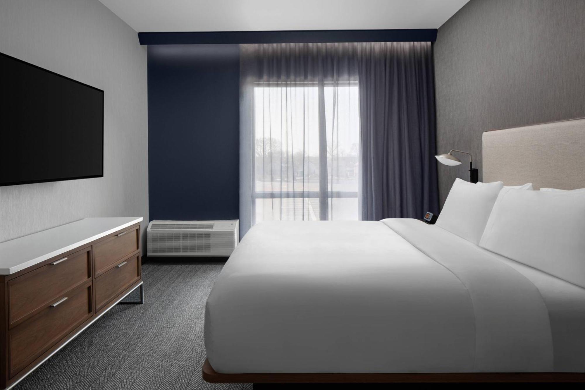 Hotel Courtyard By Marriott Lansing Downtown Extérieur photo