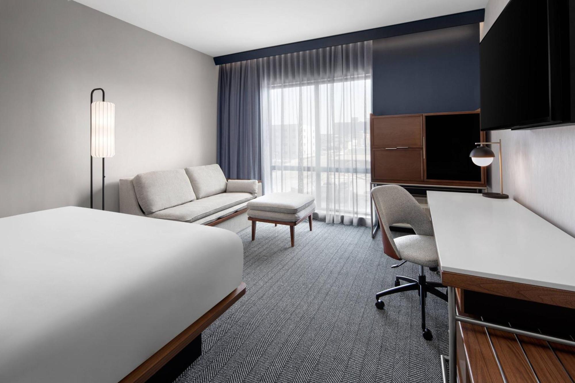 Hotel Courtyard By Marriott Lansing Downtown Extérieur photo