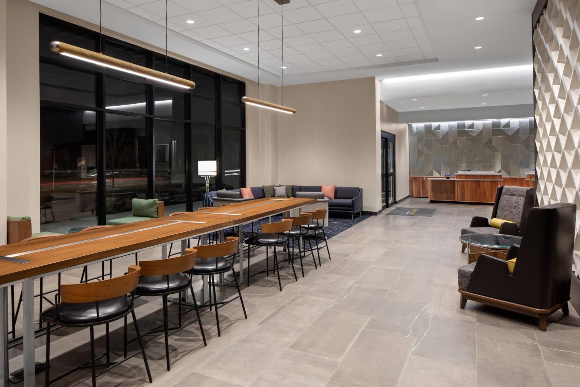 Hotel Courtyard By Marriott Lansing Downtown Extérieur photo